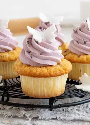 Lavendel Lemon Curd Cupcakes Rezept Dr Oetker