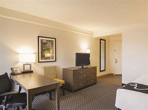 La Quinta Inn And Suites By Wyndham Denver Airport Dia Denver Colorado