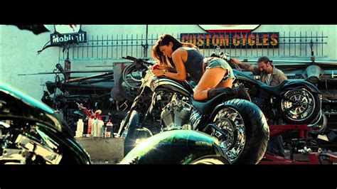 Megan Fox Sexy Scene In Transformers 1080p Youtube