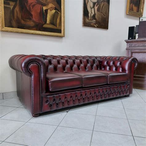 Divano Chesterfield Club Tre Posti Inglese Originale Nuovo In Pelle