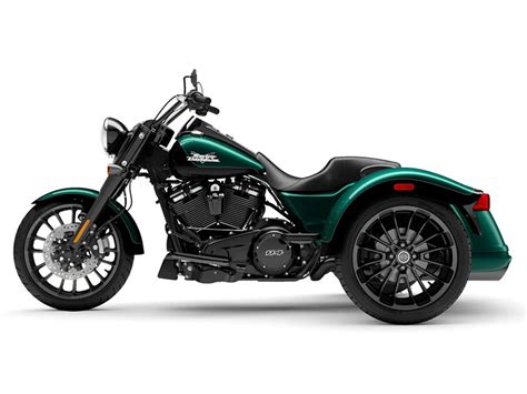 New 2024 Harley Davidson Freewheeler Alpine Green Vivid Black