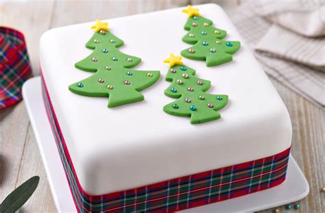 25 Festive Christmas cake recipes that'll make your holiday memorable ...