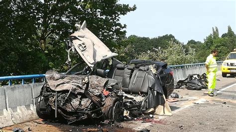 Accidente mortal en Nava muere un ovetense de 64 años al chocar su