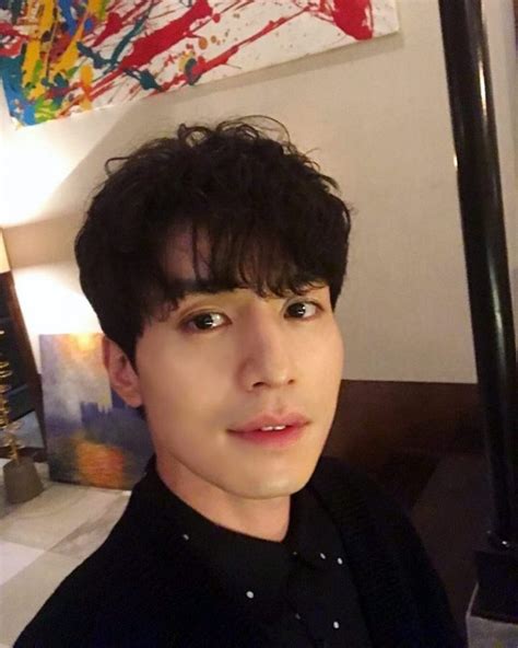 9 Things You May Not Know About Korean Actor Lee Dong Wook