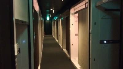 A Review about Capsule Hotel “FIRST CABIN” in Haneda Airport Terminal 1 ...