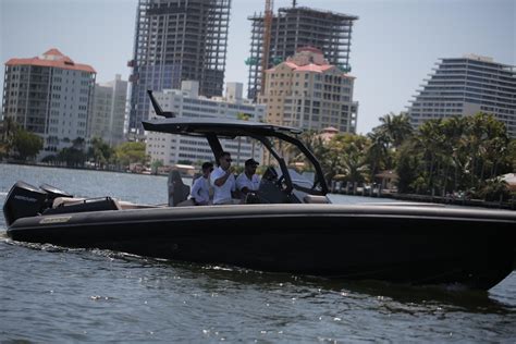 2024 Skipper-BSK 34 - FLY Yachts