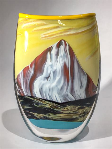 Summit Vase 220215 4 Bavin Glassworks