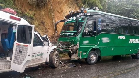 Ambulancia Impactó De Frente Contra Un Bus En Porce Y La Paciente Que