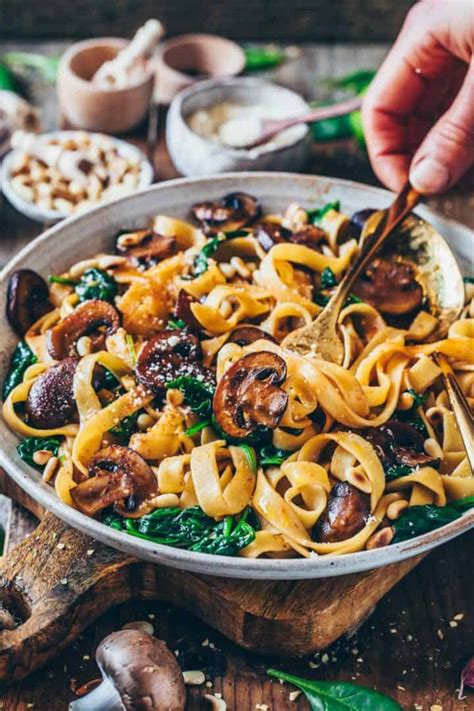 Vegan Mushroom Pasta With Spinach Bianca Zapatka Recipes