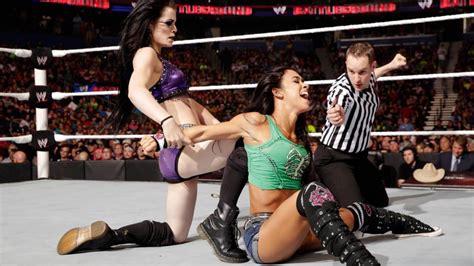 Divas Champion AJ Lee vs. Paige: photos | Aj lee, Paige wwe, Event photos