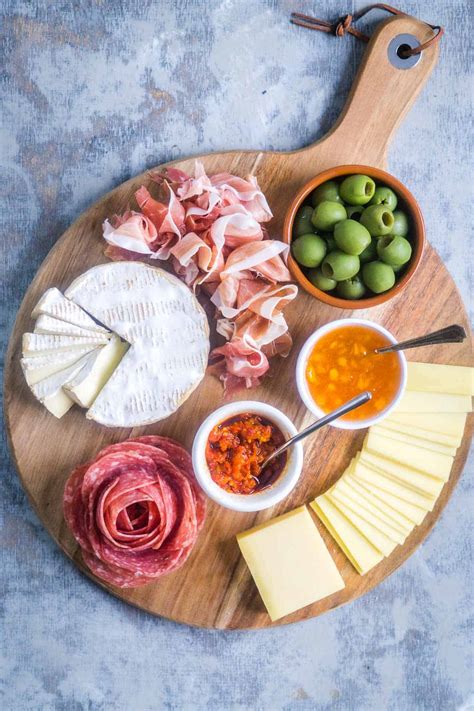 How To Make A Simple Charcuterie Board The Kitchen Girl 2024