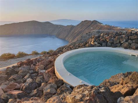 Santorini Volcanic Hot Tub Experience With Caldera Views