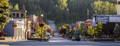 Canyon Hot Springs - Kootenay Rockies Tourism