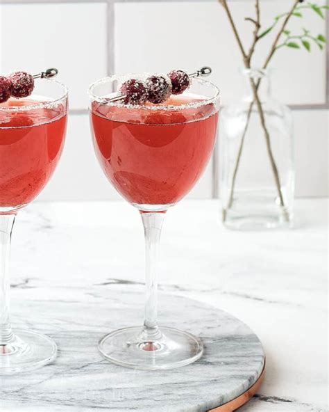 sparkling cranberry mocktail recipe resplendent kitchen