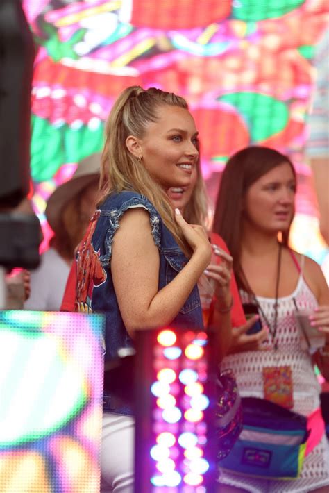 Camille Kostek Sexy In Bra Hot Celebs Home