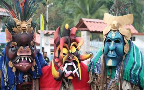 Mascarada Tradicional Costarricense