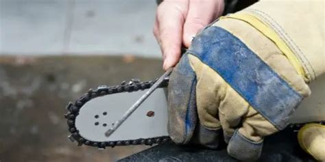 How To Sharpen Chainsaw With File Backyard Mike