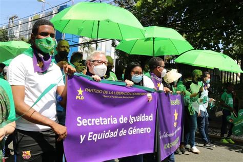 Representación Del Pld Participa En Manifestación Que Demanda Las Tres