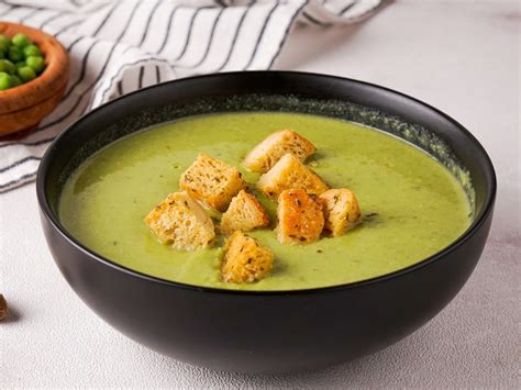 Schnelle Erbsencremesuppe Rezept