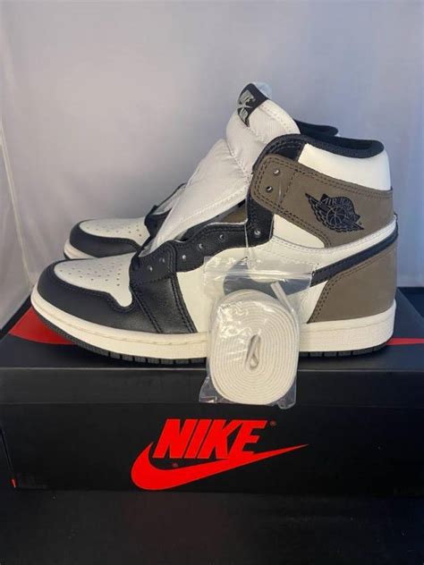 Air Jordan 1 Retro Dark Mocha | Kixify Marketplace