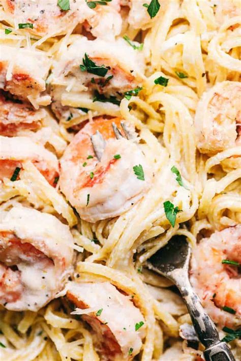 Creamy Garlic Shrimp Alfredo Pasta Getslimthin