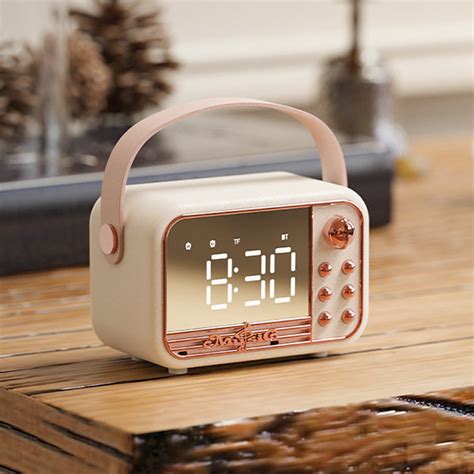 Retro Speaker - Alarm Clock - Bluetooth - Pink - White - ApolloBox