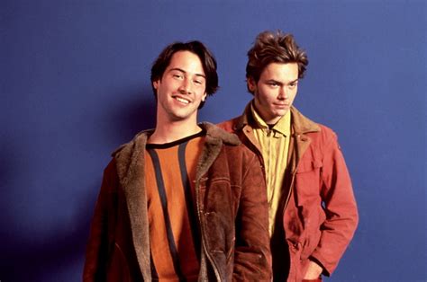 Keanu Reeves And River Phoenix Early 90s Rladyboners