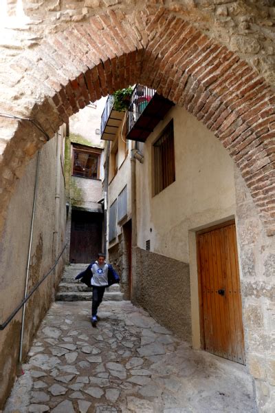 Viajeros Ligeros Pachinko Qué ver en Morella 10 planes