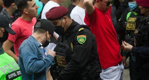 San Juan de Lurigancho intervienen a más de 100 personas en discoteca