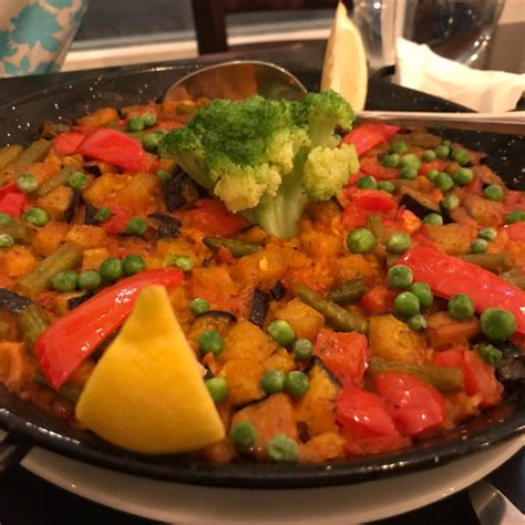 Tu Casa Tapas Restaurant Paella Sin Pollo Reviews Abillion