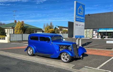 1934 Ford Tudor Goodybread Shannons Club