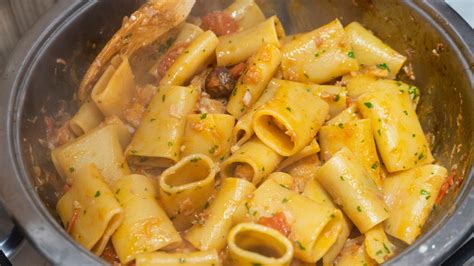 Pasta con il baccalà Ricetta semplice della pasta con il pesce