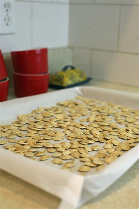 Roasting Pumpkin Seeds With Garlic and Cumin - Lady Lee's Home