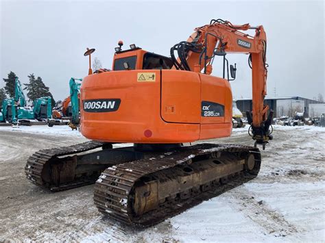 Doosan Dx Lcr Telakaivukoneet Maarakennus Kobelco Center