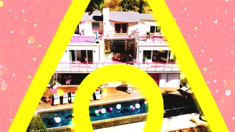 Mattel, Airbnb Create Malibu Barbie Dreamhouse For One-Time Stay