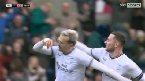 Preston 2 - 1 Leeds - Match Report & Highlights