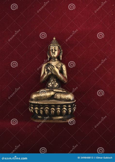 Who Is The Founder Of Buddhism 4