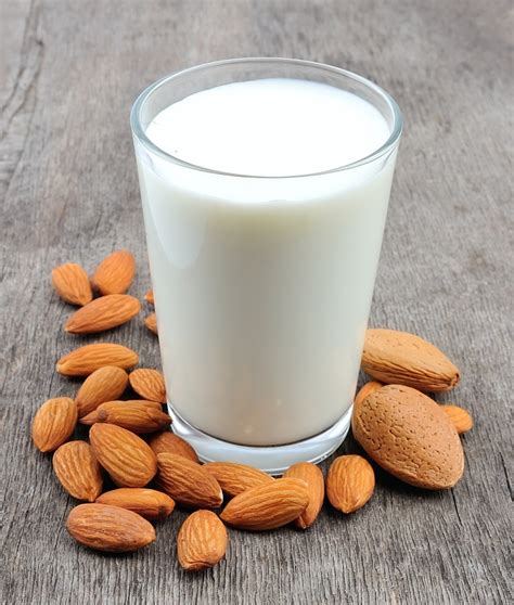 Is Almond Milk Artificial At Wanda Prevatte Blog