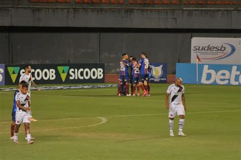 Vídeo Veja os melhores momentos de Bahia x Vasco SuperVasco