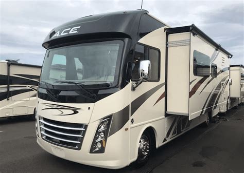 Rvs For Sale Uk New And Used American Motorhomes Uk Dealer Signature Rv