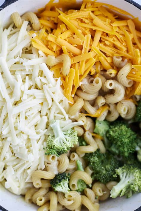 One Pot Broccoli Mac And Cheese No Boil Pasta Recipe Food Dolls