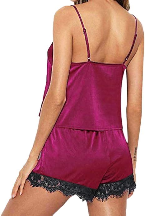 Conjunto De Pijama Feminino De Cetim Com Acabamento Em Renda E Alça Sem