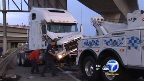 Image Detail For Killed In Big Rig Accident On 60 Freeway Video Big Rig Trucks