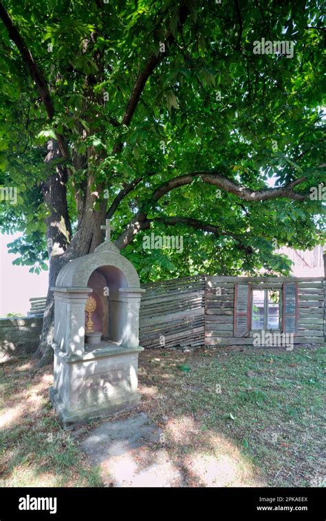 Church castle garden wayside shrine Goßmannsdorf Hofheim Hassberge