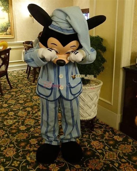 Pin By Laura Cavallari On Saved Pins Disney World Characters Disney