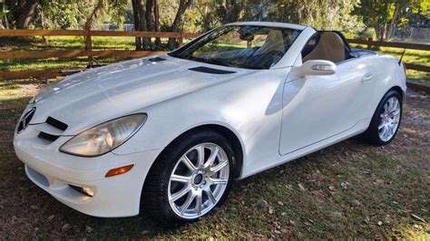 2005 Mercedes Benz Slk350 Convertible For Sale At Auction Mecum Auctions