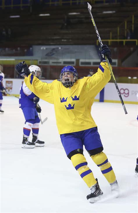IIHF - Gallery: Sweden vs. Slovakia - 2020 IIHF Ice Hockey U18 Women's