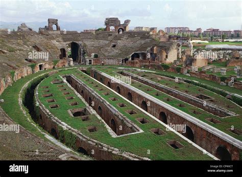 Campania Santa Maria Capua Vetere Ce Roman Amphitheater I Ii