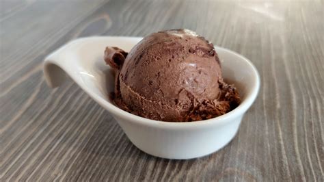 Chocolate Ice Cream Nutrition Facts And Health Benefits