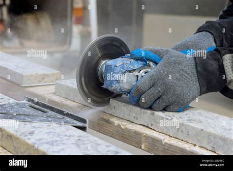 Granite cut hi-res stock photography and images - Alamy